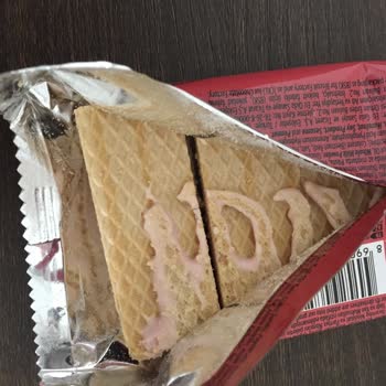 Eti Gıda Eti Hoşbeş Gofret Yarısı Eksik Üretilmiş