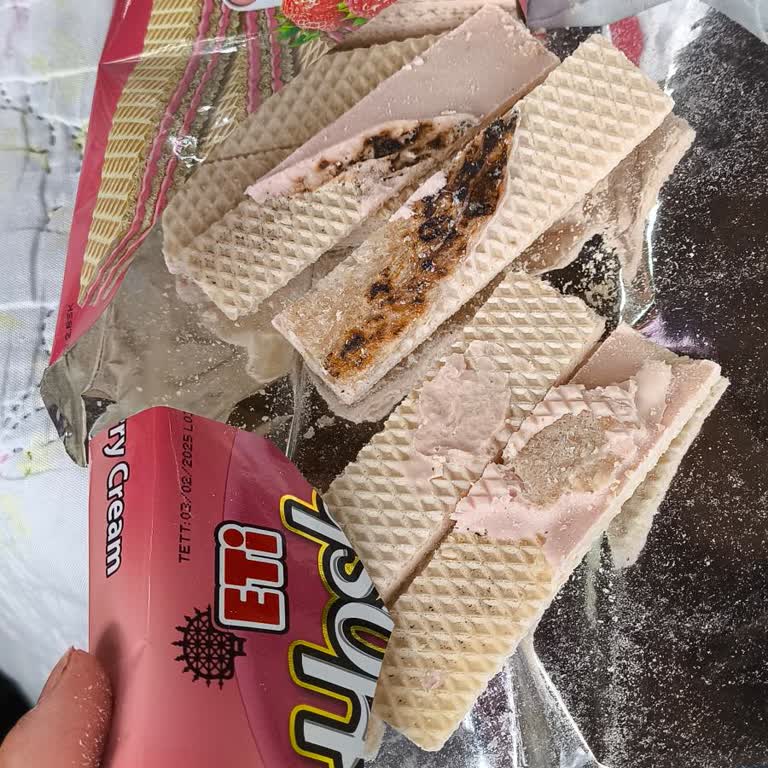 Eti Gıda Eti Çilekli Gofret