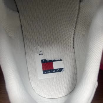 Tommy Hilfiger 1 Kere Giyilen Ayakkabı