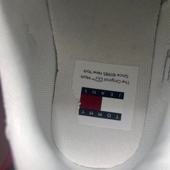 Tommy Hilfiger 1 Kere Giyilen Ayakkabı