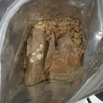 A101'den Aldığım Yulaf Ezmesinin İçinden Ambalaj Atıkları Çıktı!