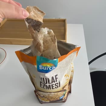 A101'den Aldığım Yulaf Ezmesinin İçinden Ambalaj Atıkları Çıktı!