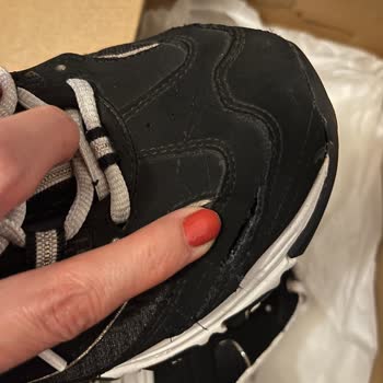 Skechers Marka Ayakkabıda Garanti Yalanı!