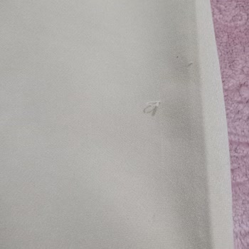 Armine Ceketin Kumaş Kalitesizliği