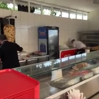 Armas Hotels Burger Snakes Hizmetleri Çok Kötü!
