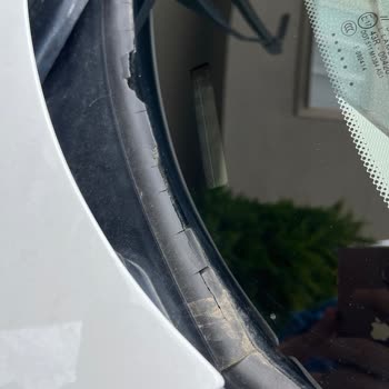 BMW Cam Fitili Deformesi