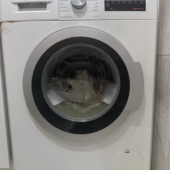 Bosch Çamaşır Makinesi Çürüdü