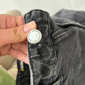 Mavi Jeans Yırtılmaya Deforme Oldu