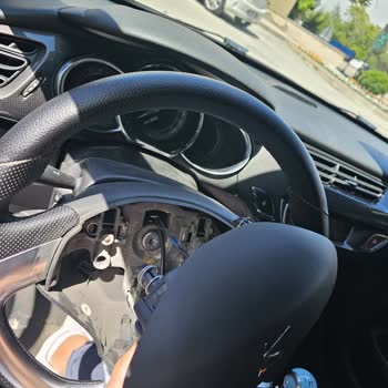 Citroen Türkiye Serviste Yaptığı İşlem Sonrası Hatasını Kabul Etmiyor!