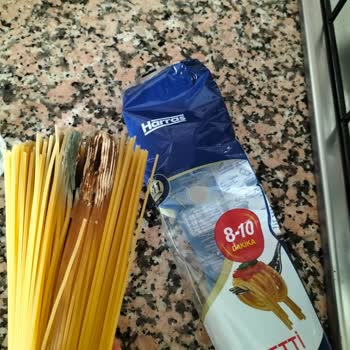 Harras File Küflü Makarna