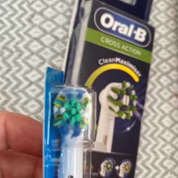 Hepsiburada Sahte Oral-B Cross Action Diş Fırçası Başlığı Satıyor!
