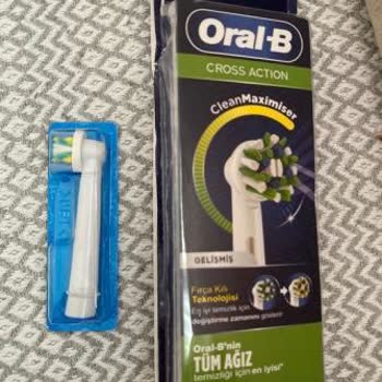 Hepsiburada Sahte Oral-B Cross Action Diş Fırçası Başlığı Satıyor!