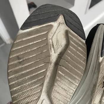 Skechers Kısa Sürede Yıpranan Ayakkabı