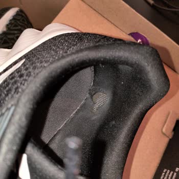 In Street Kalitesiz Ayıplı Ürün Satıyor