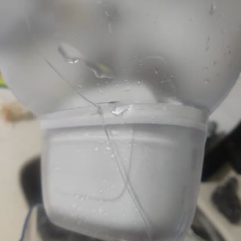 Brita Aluna Sürahi İç Haznesi Kırıldı