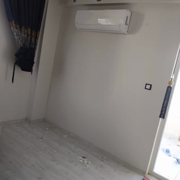 Servis Çalışanları Duvarımızı Delik Deşik Etti Yazık Arçelik!