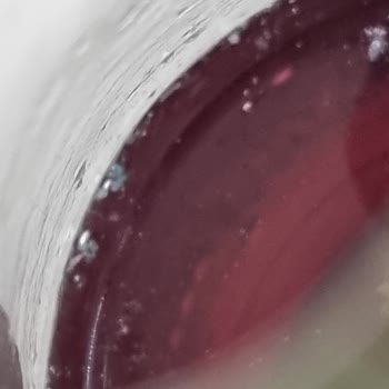 BİM Meyveli İçeceklerdeki Garip Madde Şikayeti