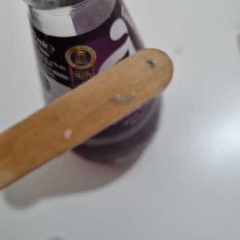 BİM Meyveli İçeceklerdeki Garip Madde Şikayeti