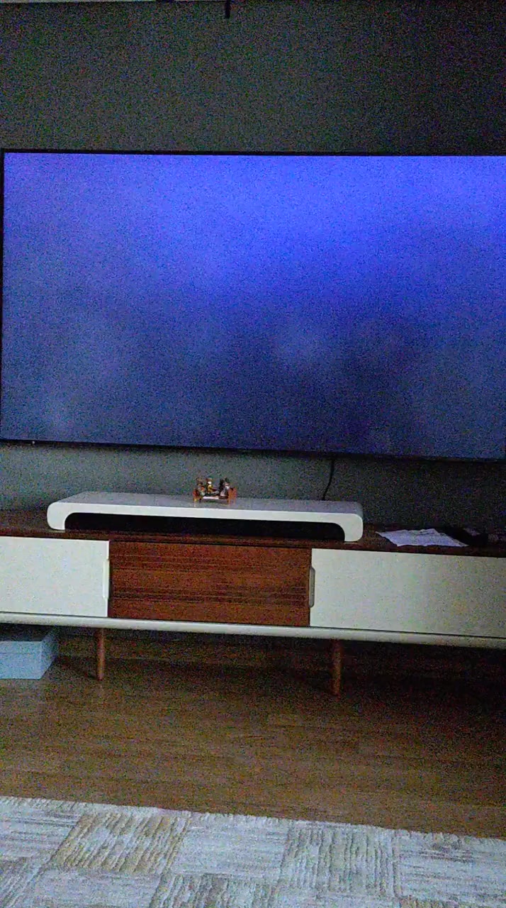 LG 86UR8100 4K TV Backlight Bleeding Issue video cover