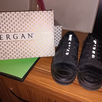 Tergan Mağazasının Ayakkabılarının Kalitesizliği