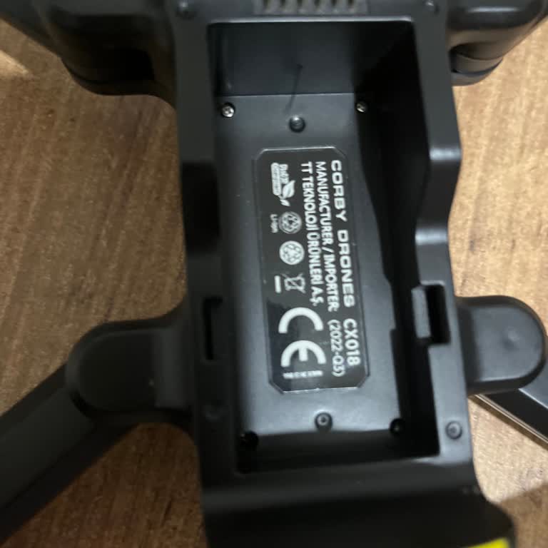 Corby Drones İki Üç Uçurma Da Motor Yandı