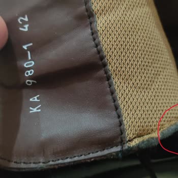Elle Ayakkabı Elle Kalitesiz Ürün Ve Müşteri Hizmetlerinin Yardımcı Olmaması