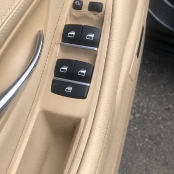 BMW - Kapı Kolları İç Döşeme Yıpranma -erime Problemi