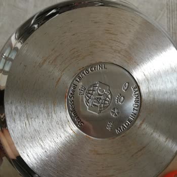 Taç Mutfak Taç Çelik Tencere Paslandı