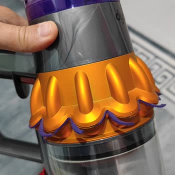 Dyson V15 Marka Ürününün Arkasında Durmadı Tam Bir Fiyasko.