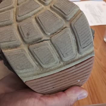 Skechers Ünlü Ayakkabı Markasının Kalite Sorunları Ve Müşteri Şikayetleri