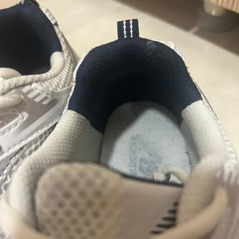Hepsikanadadan Newbalance530 Aldım Sıkıntı Yaşadım Dönüş Yapmıyorlar