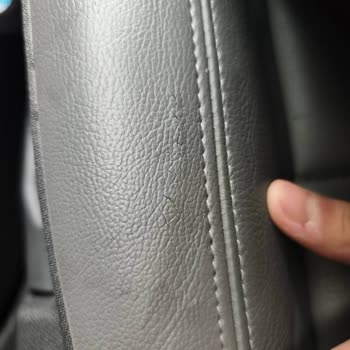 Citroen C5 Deri Koltuk Çatlaması