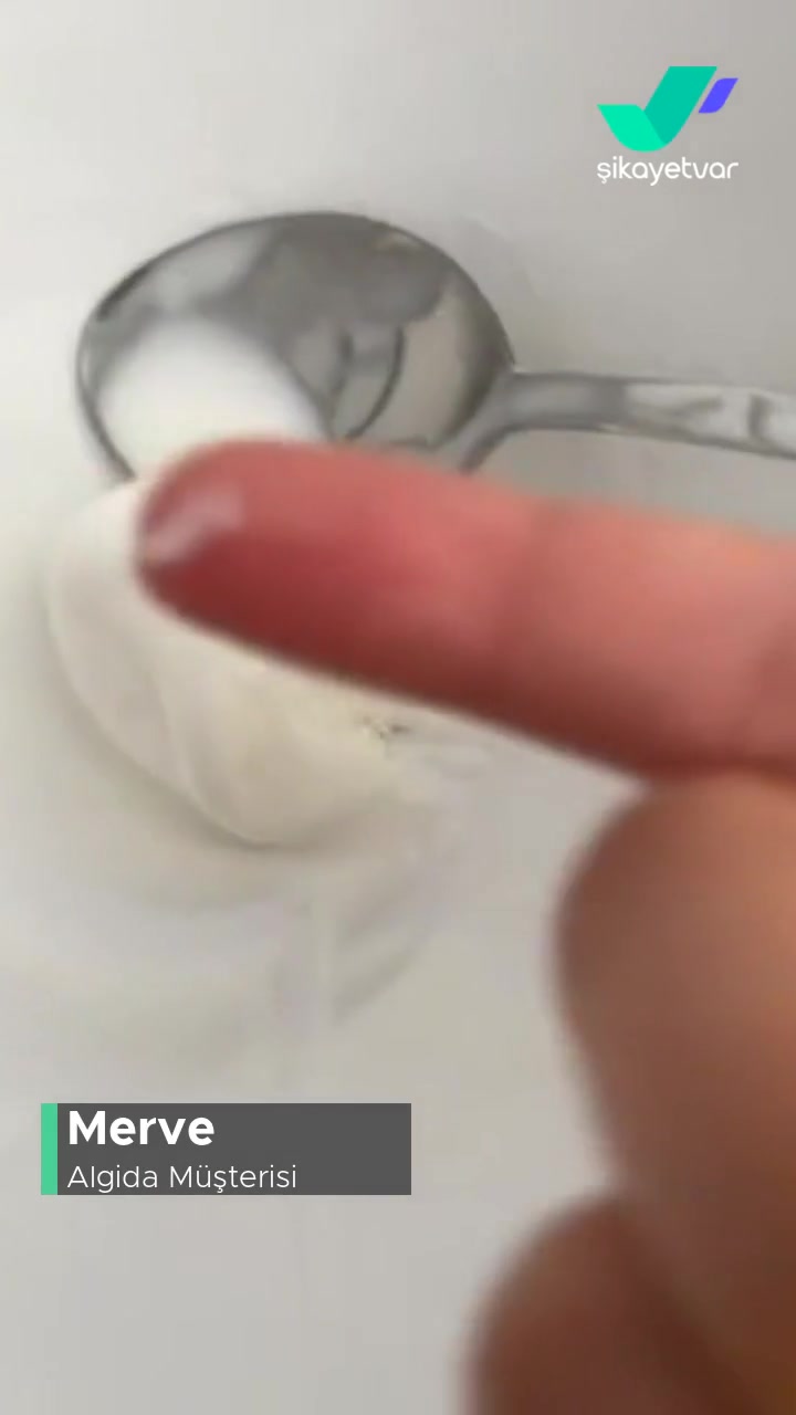 Algida Maraş Usulü Çifte Dövülmüş Dondurmada Plastik Parçaları videonun kapak resmi