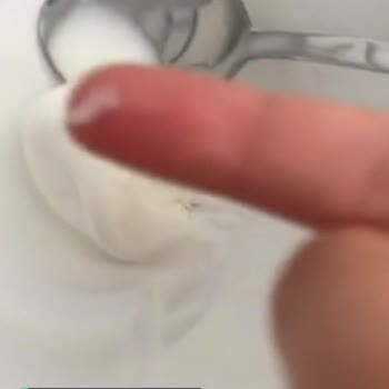 Algida Maraş Usulü Çifte Dövülmüş Dondurmada Plastik Parçaları