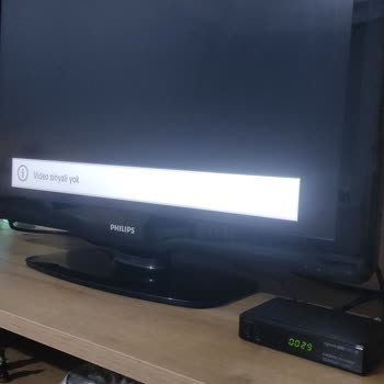 Digiturk Kutusu Kendi Kendine Kapanıyor.