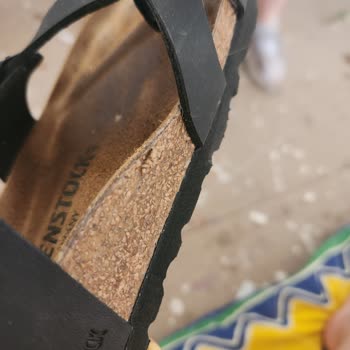 Gurur Tekstil Birkenstock Terlikte Sorun Çıktı!