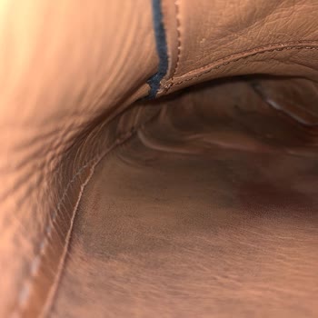 Ayakkabı Dünyası İlgisizliği Markasının Arkasında Asla Durmaması