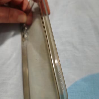 Spigen Samsung S23 Kılıf Sararma Sorunu