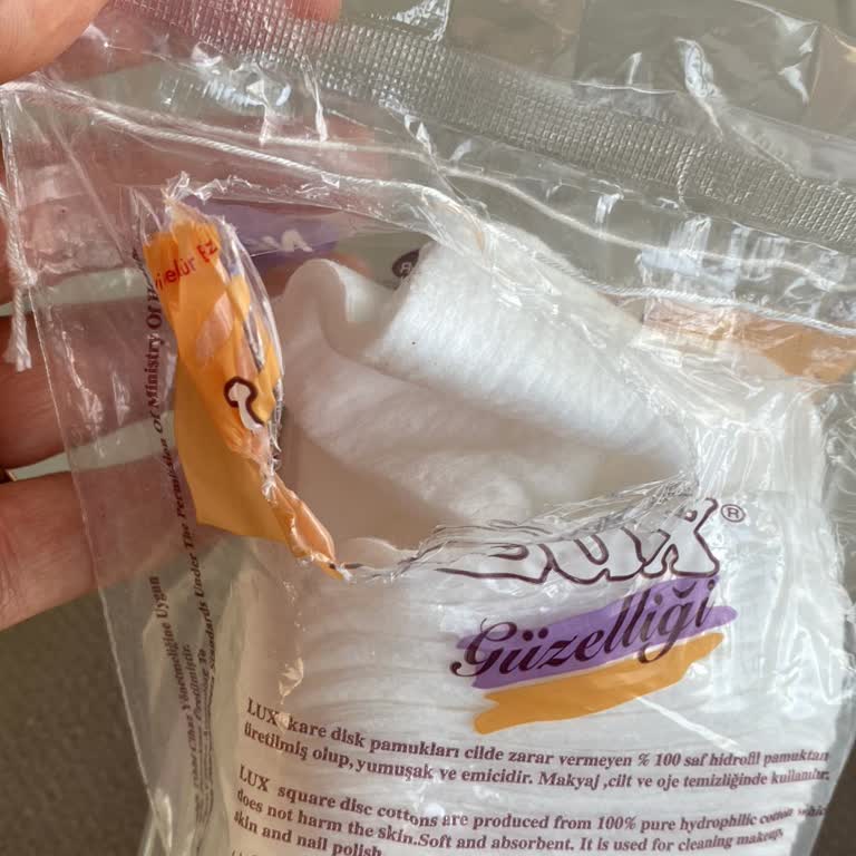 Kim Market Yırtılmış Ambalaj Paketi