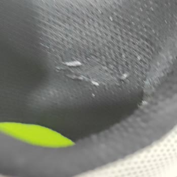 Adidas Yırtılan Ayakkabıya İade Değişim Yapmıyor