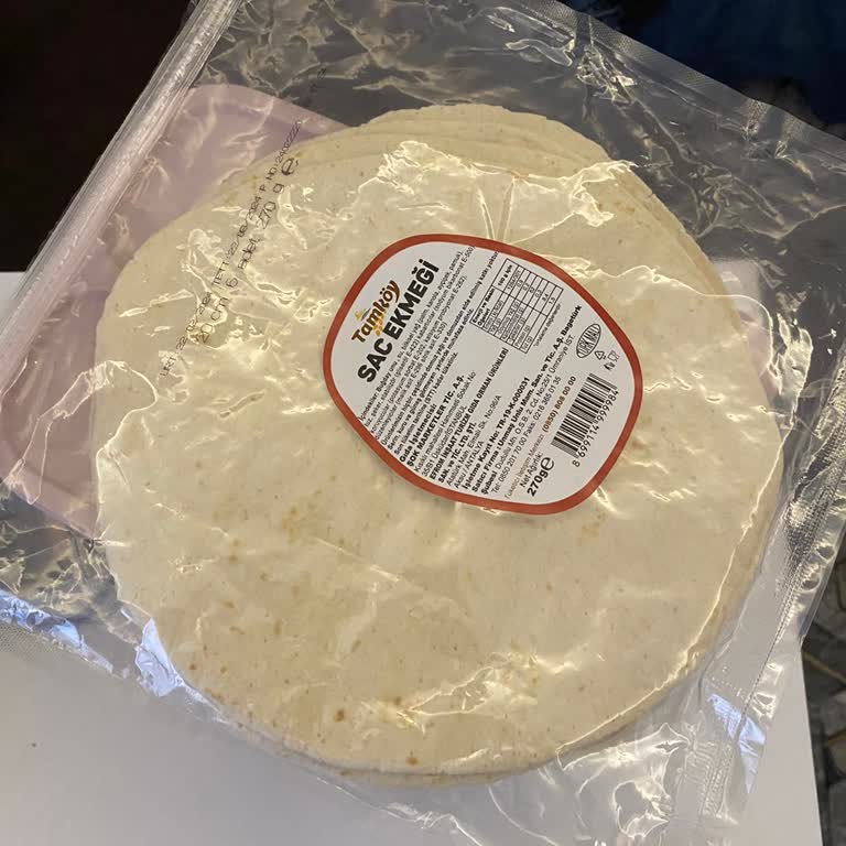 Şok Marketler 'den Alınan Tamköy Saç Ekmeği Aşırı Plastik Kokusu