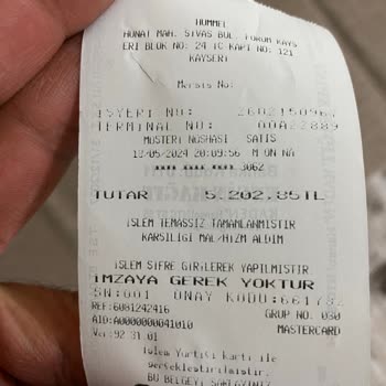 Hummel Marka Eşofman Kumaş Pamuklanıyor Bir Günde Deforme Oldu