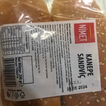 Nimet Gıda Marketten Alınan Sandviç Ekmeğinde Küflenme Sorunu