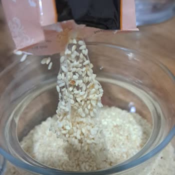 Diyar/Nar Baharat'a Ait Susam İçerisinden Böcek/Kurt Çıktı