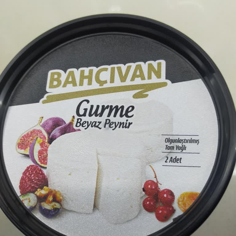 Bahçıvan Peynirden Çıkan Kıl