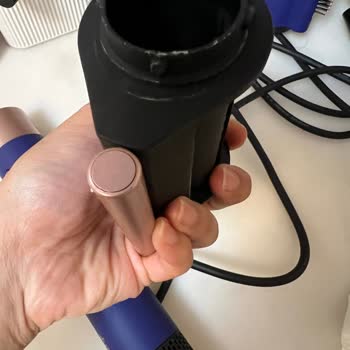 Dyson Airwrap Başlıkları Düşüyor