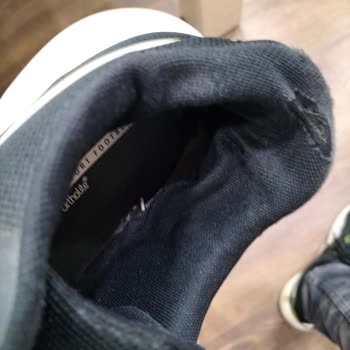 Reebok Spor Ayakkabı Şikayeti