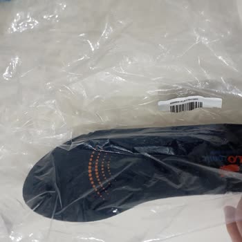 FLO Ayakkabı FLO Sağ Ayak Taban Gönderdi Diğer Ayak Yok!