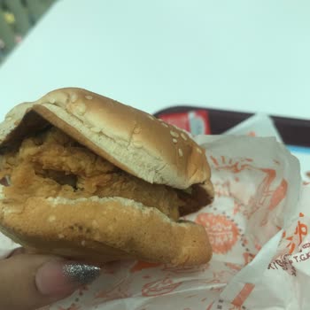 Popeyes 14 Burda Avm