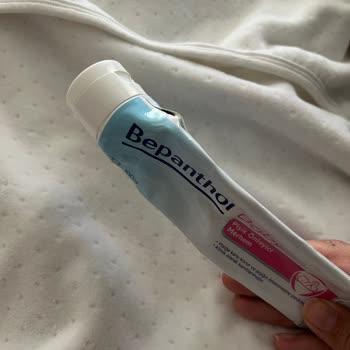 Bepanthol Kalitesiz Ambalaj Nedeniyle Kullanılamayan Bebek Kremi